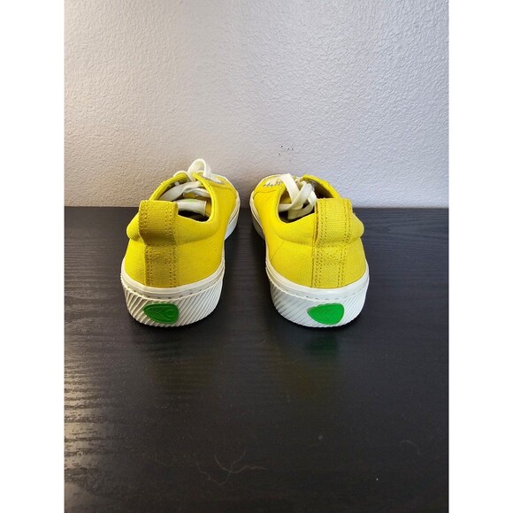Yello Cariuma Oca low sneakers size 6 - Picture 6 of 12